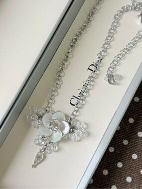 Authentic Vintage Dior 2005 Runway J. Galliano Mother of Pearl Flower Necklace